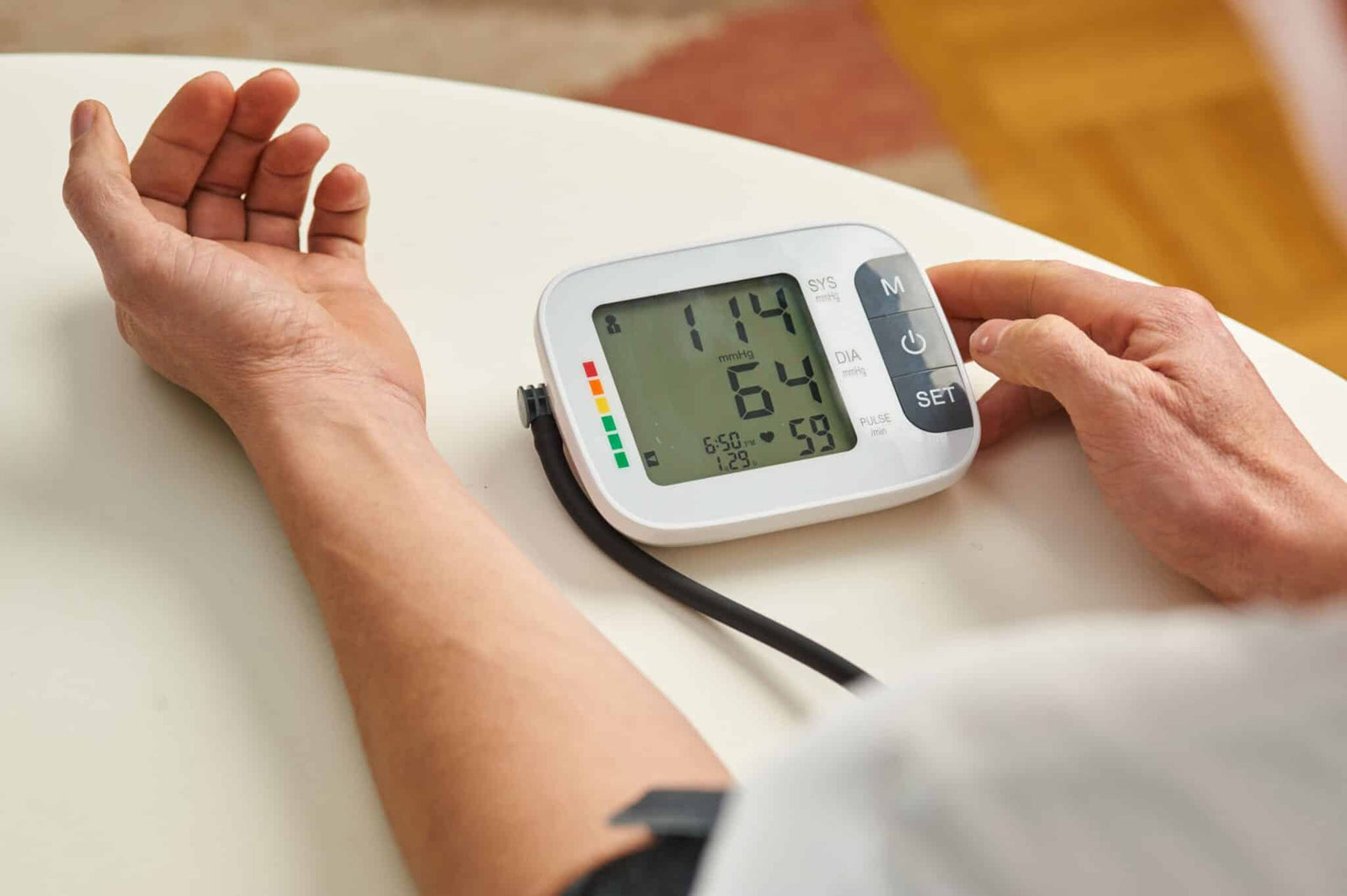 Home blood pressure monitor: 4 tips to measure your blood pressure correctly