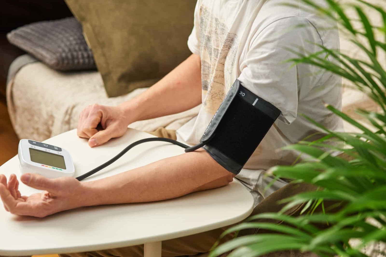 Which arm to take blood pressure: 4 proven tips